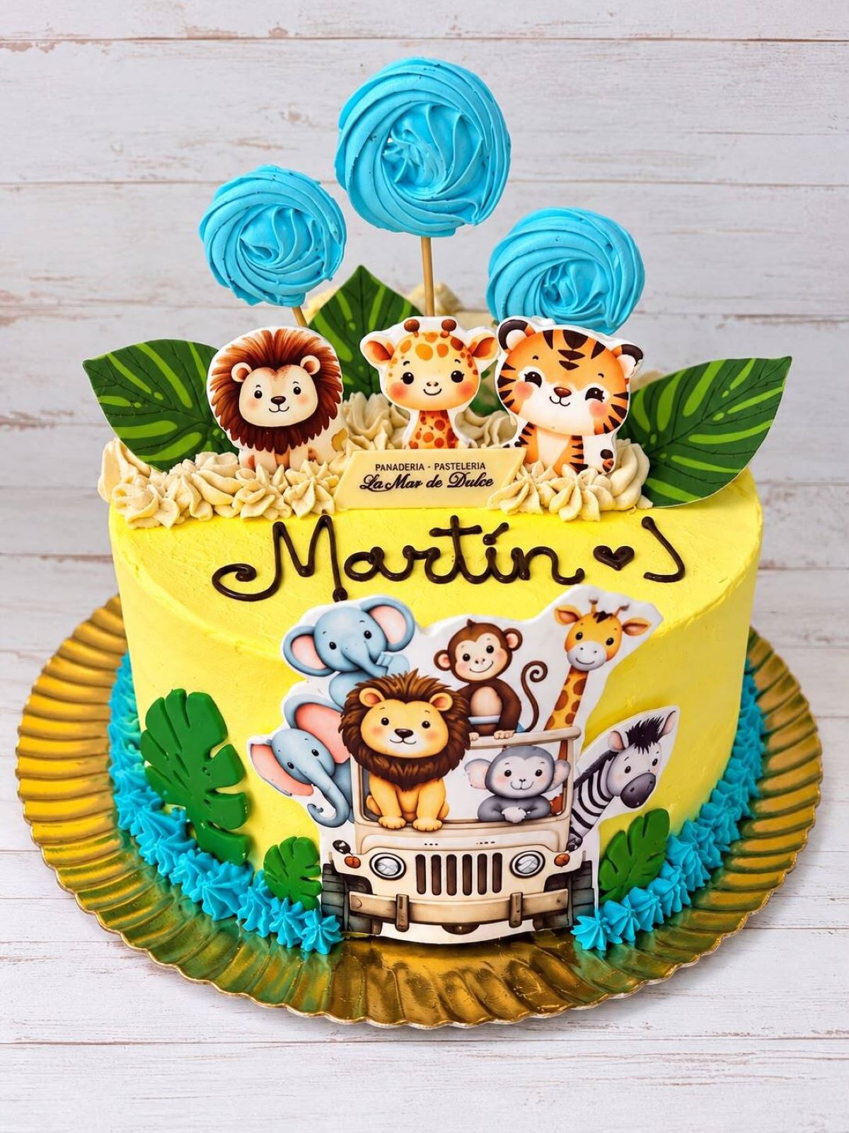 Tarta personalizada cumpleaños en zaragoza con diseño de safario
